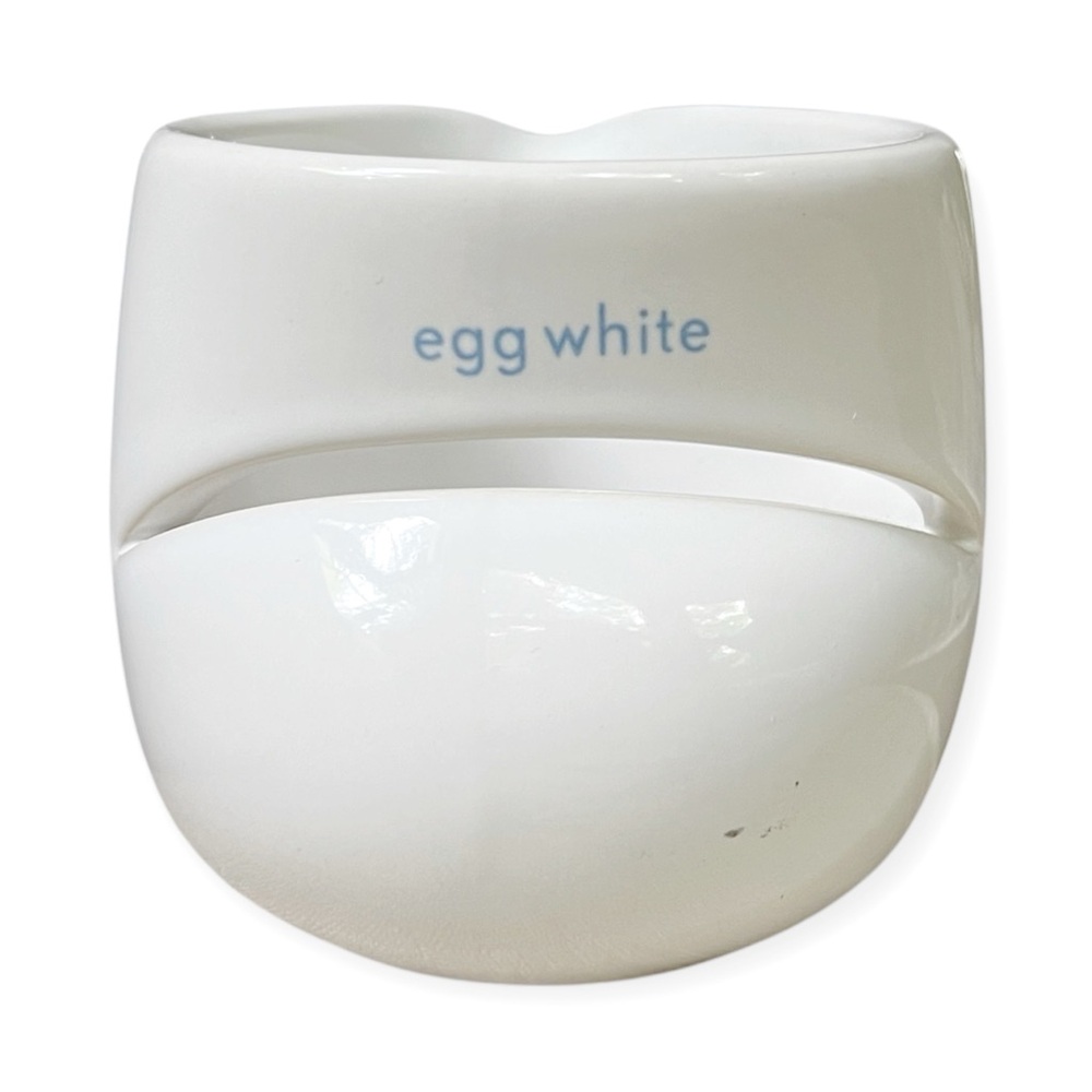 NWOT Typhoon Gary Rhodes Egg Separator